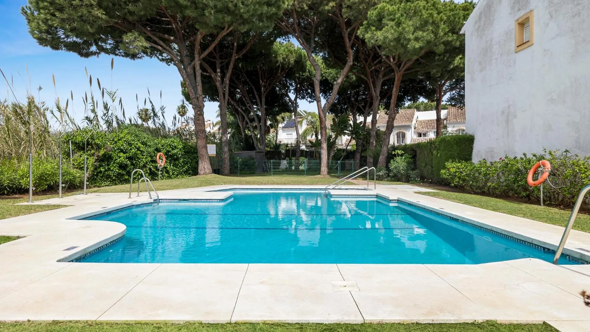 Jardin De Los Pinos Marbella 0*,  Spagna
